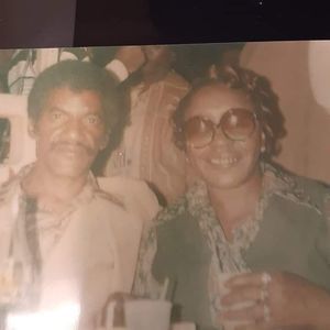 Meet your Posher, Maxwell